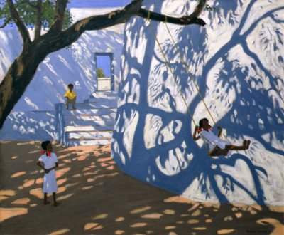 Mädchen auf einer Schaukel, Indien, 2000 von Andrew Macara